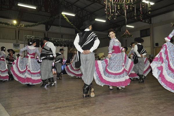 Classificatórias para o domingo movimentam o Parque da Oktoberfest