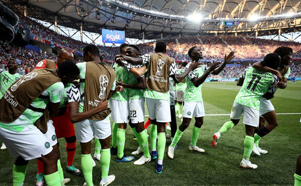 Nigéria derrotou a Islândia por 2 a 0