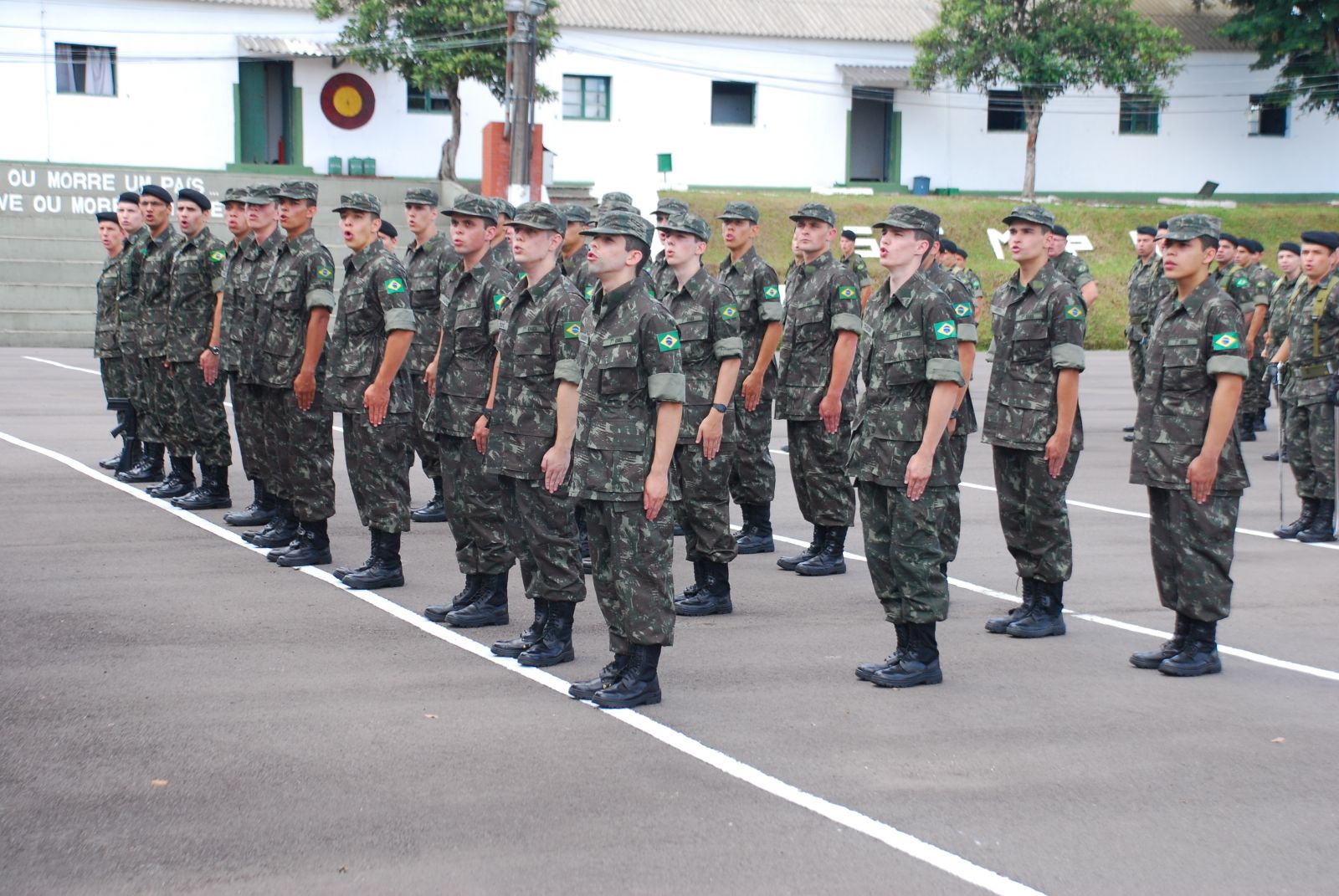 20 jovens foram admitidos no curso