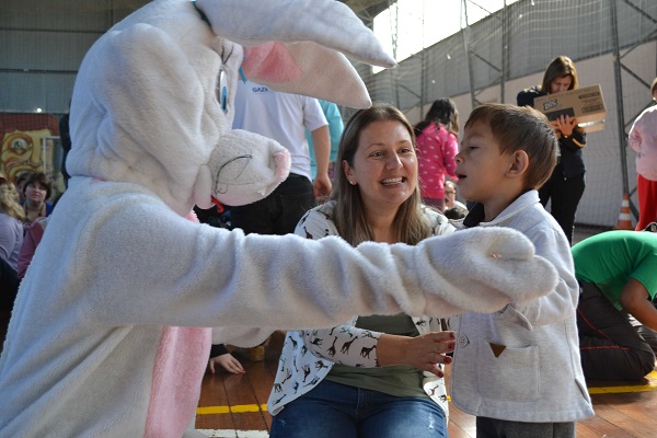 Evento de Páscoa é realizado todos os anos pela associação