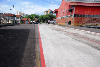 Pista já está pronta para receber as escolas de samba
