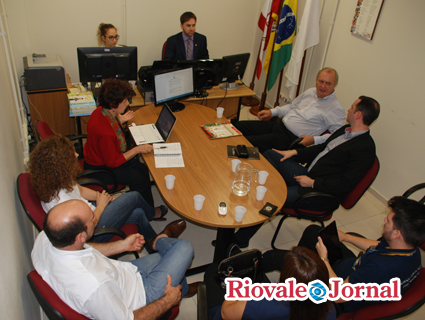 Durante reunião, procurador passou à direção da Excelsior todos ajustes que devem ser feitos 