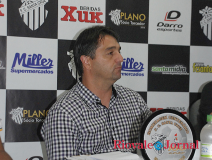 Rodrigo Bandeira: técnico gera expectativa de melhoras no time do Galo