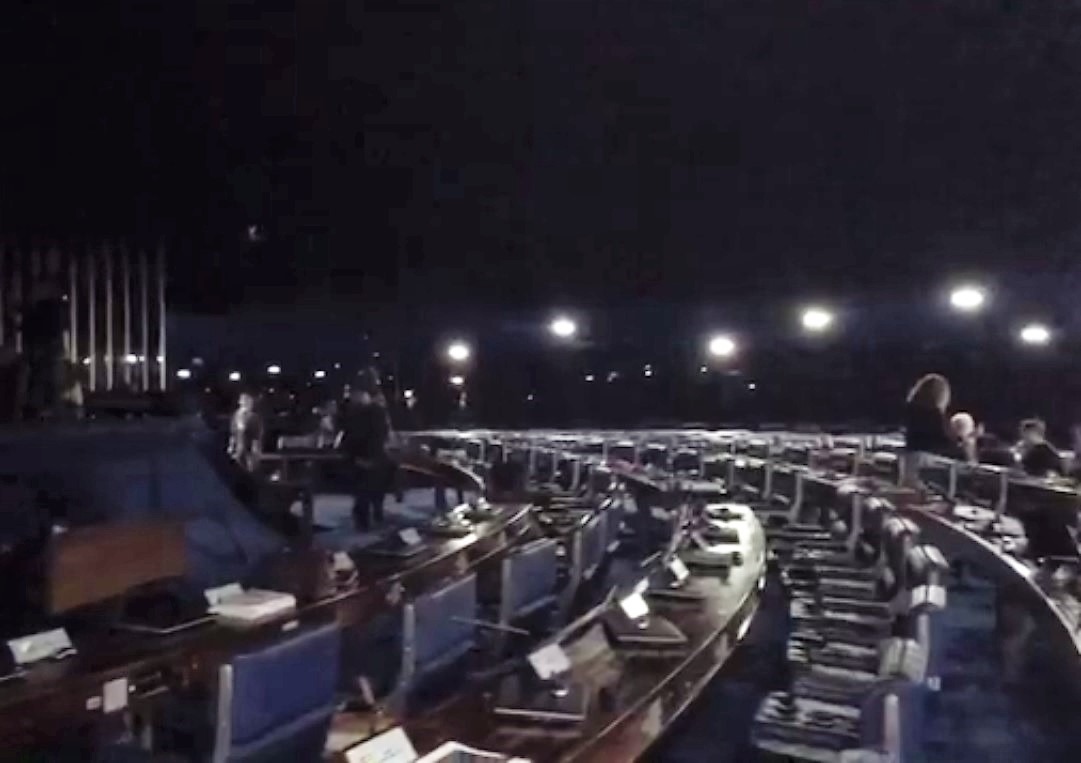 Senado est‡ com o fornecimento de energia cortado