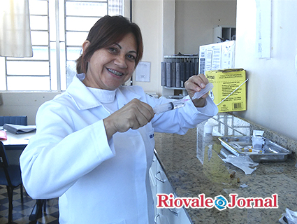 TŽcnica de enfermagem nos dois trabalhos, Gildete dos Santos, ama o que faz