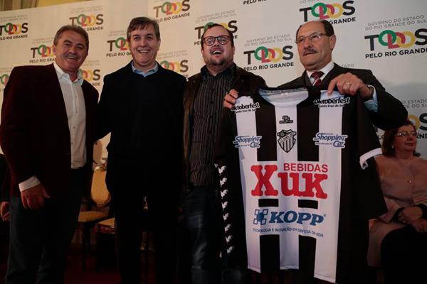 Francisco Novelletto, Edson Brum, Tiago Rech e José Ivo Sartori, em encontro ocorrido em maio