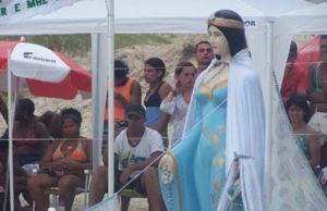 Rainha Yemanjá recebe homenagens no litoral