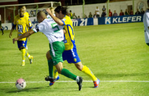 Avenida segue em situação complicada
