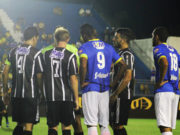 Galo luta, mas não vence de novo