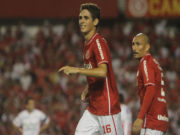 Fim do impasse: Oscar liberado para atuar pelo Colorado