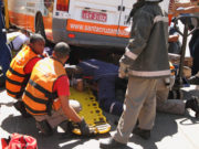 Moto colide contra ambulância