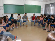 Pequenos jornalistas recebem palestra