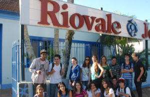 Alunos do Polivalente conhecem Riovale