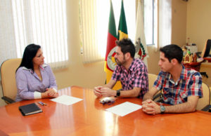 Kelly Moraes apoia iniciativas da ONG Desafios