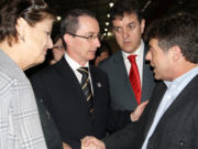 Vitamina é entregue ao ministro da Agricultura