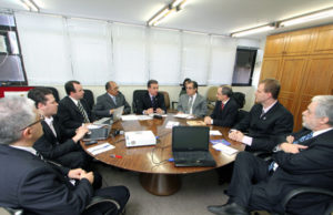 Universidade firma convênio com a OAB para oferecer cursos de pós