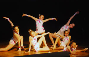 O show começou no Colégio Mauá