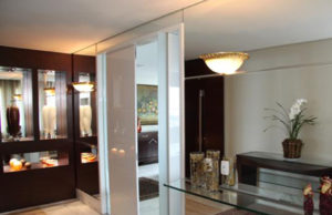 Versáteis, espelhos ganham espaço na decoração