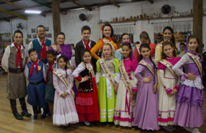 Com novas prendas e peões