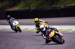 Superbike invade Santa Cruz