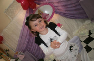 Os três aninhos de Nathália e Flashes