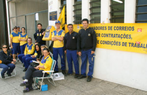 Greve dos Correios já começa com forte adesão