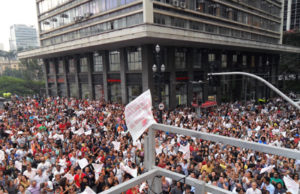 Abertura indiscriminada de sindicatos em análise