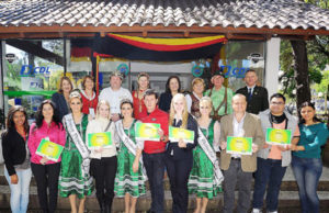 Decoração para atrair o público na Festa da Alegria