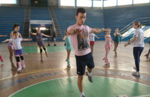 Festival de patinação traz vice-campeão mundial