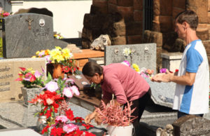 Homenagens a quem partiu