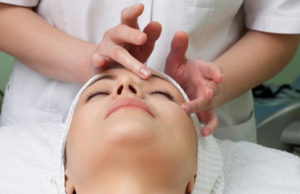 Esteticistas – profissionais atentos à saúde de nosso corpo e pele