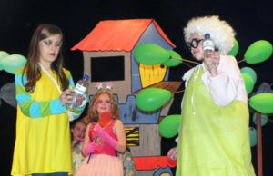 Aberta temporada de teatro do São Luís