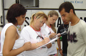 Cemas realiza ações de prevenção