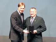 Apesc recebe medalha de Responsabilidade Social