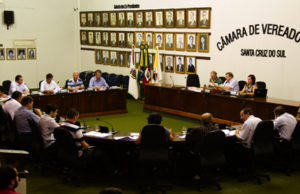 Construção de novo prédio da Câmara é a principal meta para 2013