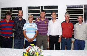 Linha Santa Cruz vai definir diretoria