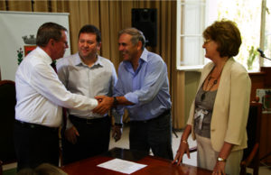 Entidades sociais e aeroporto recebem verbas da Prefeitura