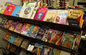 Os livros são usados, mas as histórias são únicas