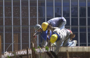 Regiões metropolitanas: Taxa de desemprego registra leve queda