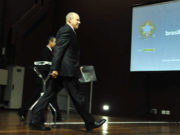 Mantega expõe sua visão aos municípios