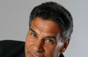 De craque da bola a músico romântico