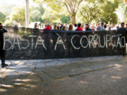 Dia do Basta levou dezenas às ruas