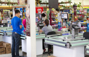 Supermercados de portas fechadas neste feriado