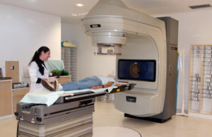 Hospital Ana Nery: Centro de Radioterapia qualifica seu atendimento