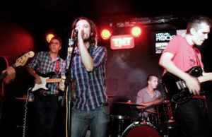 Noite de Hoo Ha Rock na Legend!