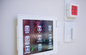 Automação residencial: integração entre diversos ambientes