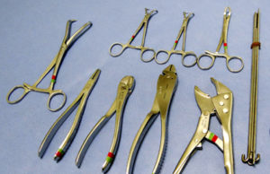 Ana Nery investe em instrumentos para cirurgias