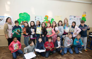 Escola Goiás: Livros disponíveis ao gosto do cliente