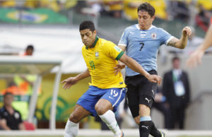 Copa das Confederações: Brasil vence clássico e está na final