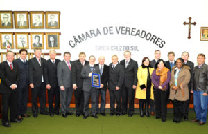 Unisc recebe homenagem da Câmara de Vereadores